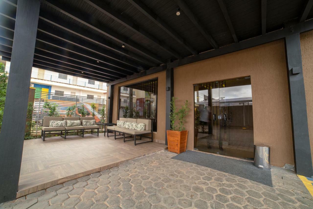Pôrto Velho Hotel Porto Madeira מראה חיצוני תמונה